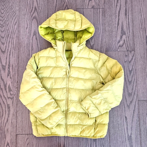 Uniqlo kids puffer jacket, yellow, size 11-12 - Picture 1 of 5